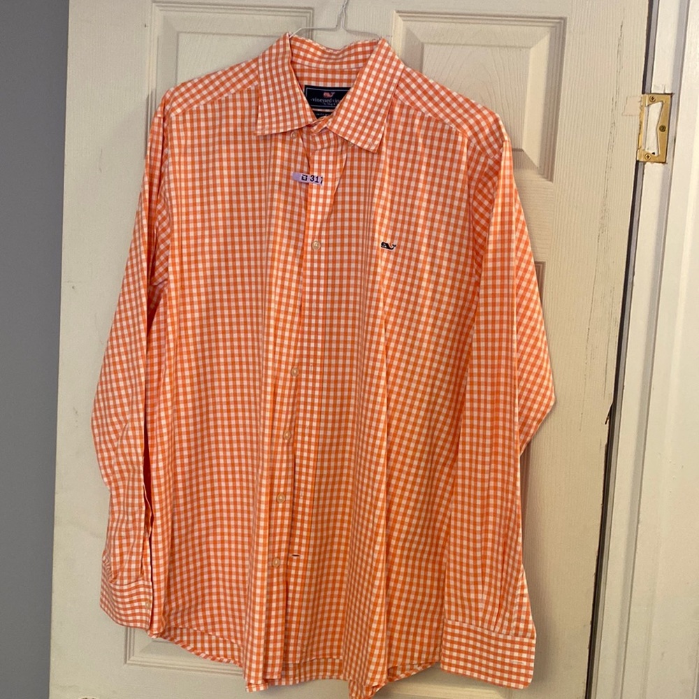 Men’s button-down extra large